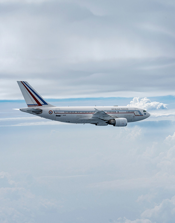 A310